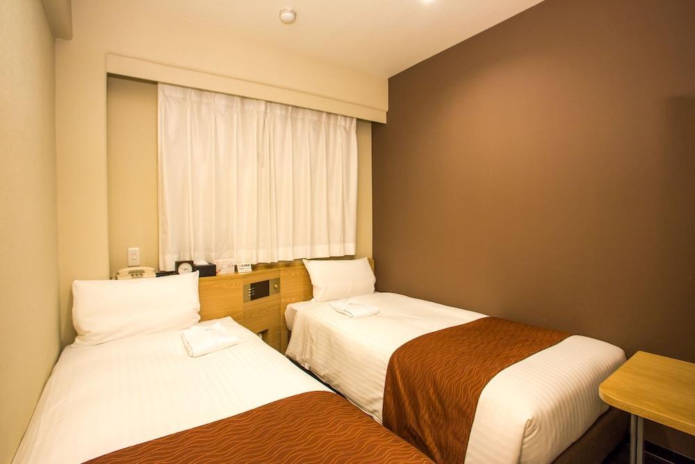 Via Inn Shin Osaka West Eksteriør billede