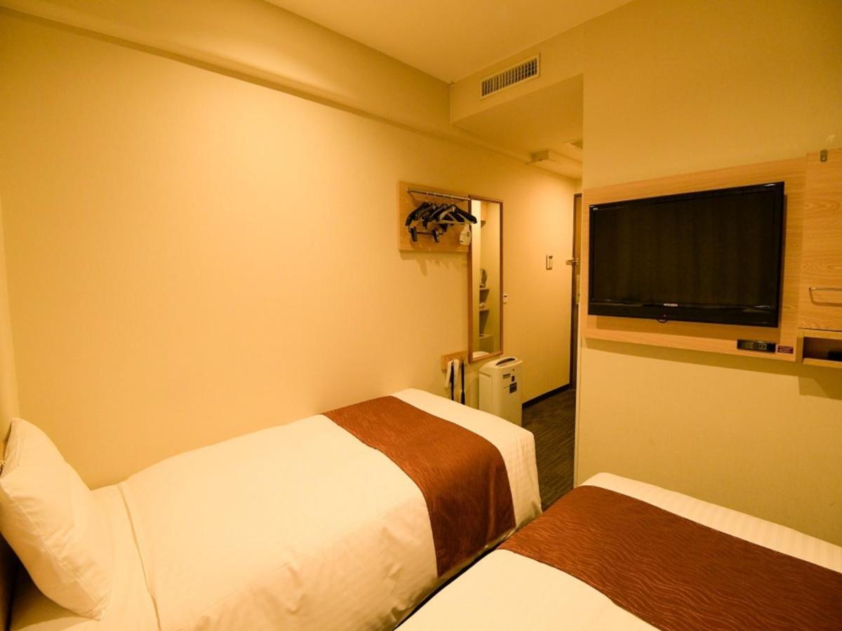 Via Inn Shin Osaka West Eksteriør billede