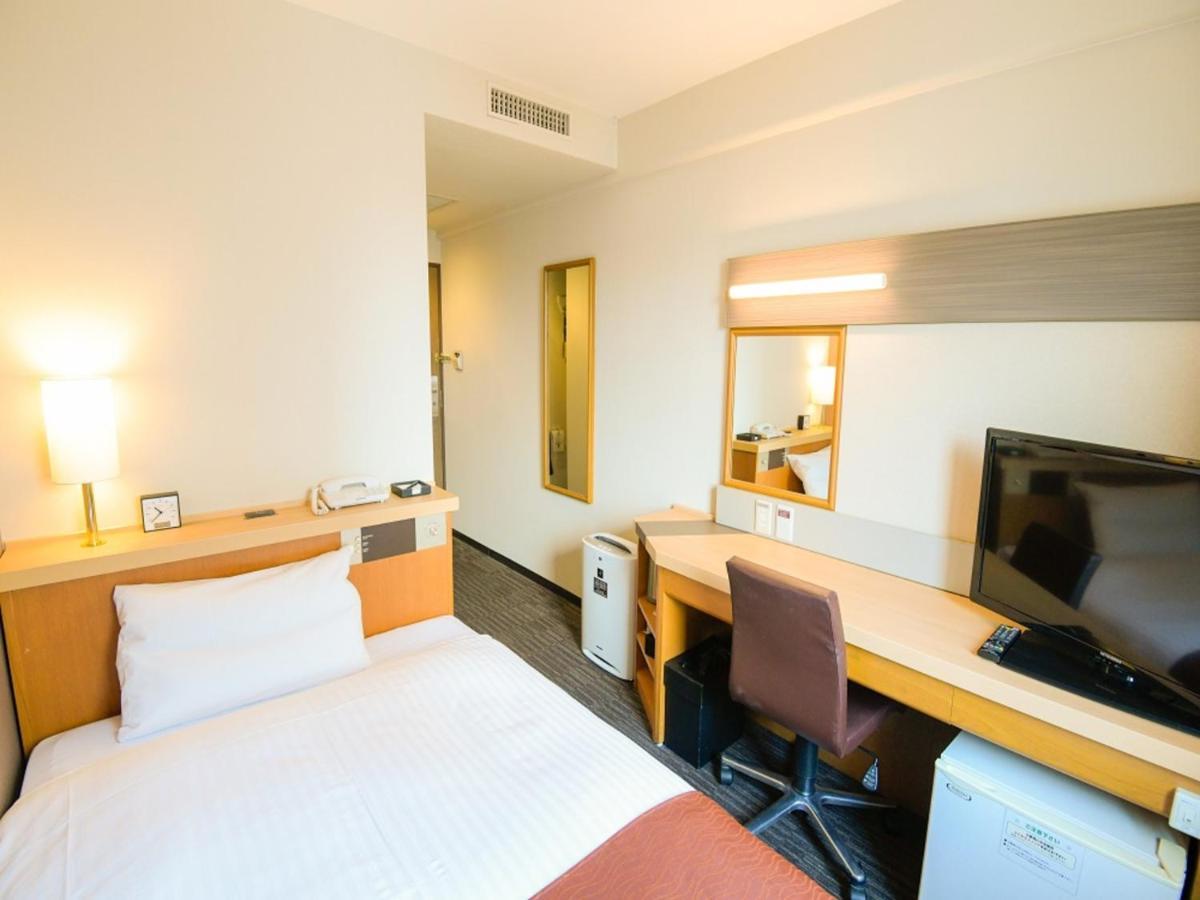 Via Inn Shin Osaka West Eksteriør billede