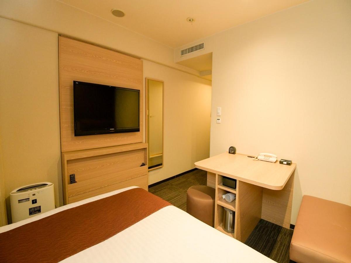 Via Inn Shin Osaka West Eksteriør billede