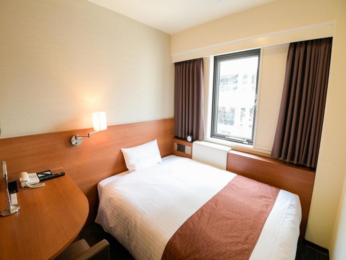Via Inn Shin Osaka West Eksteriør billede