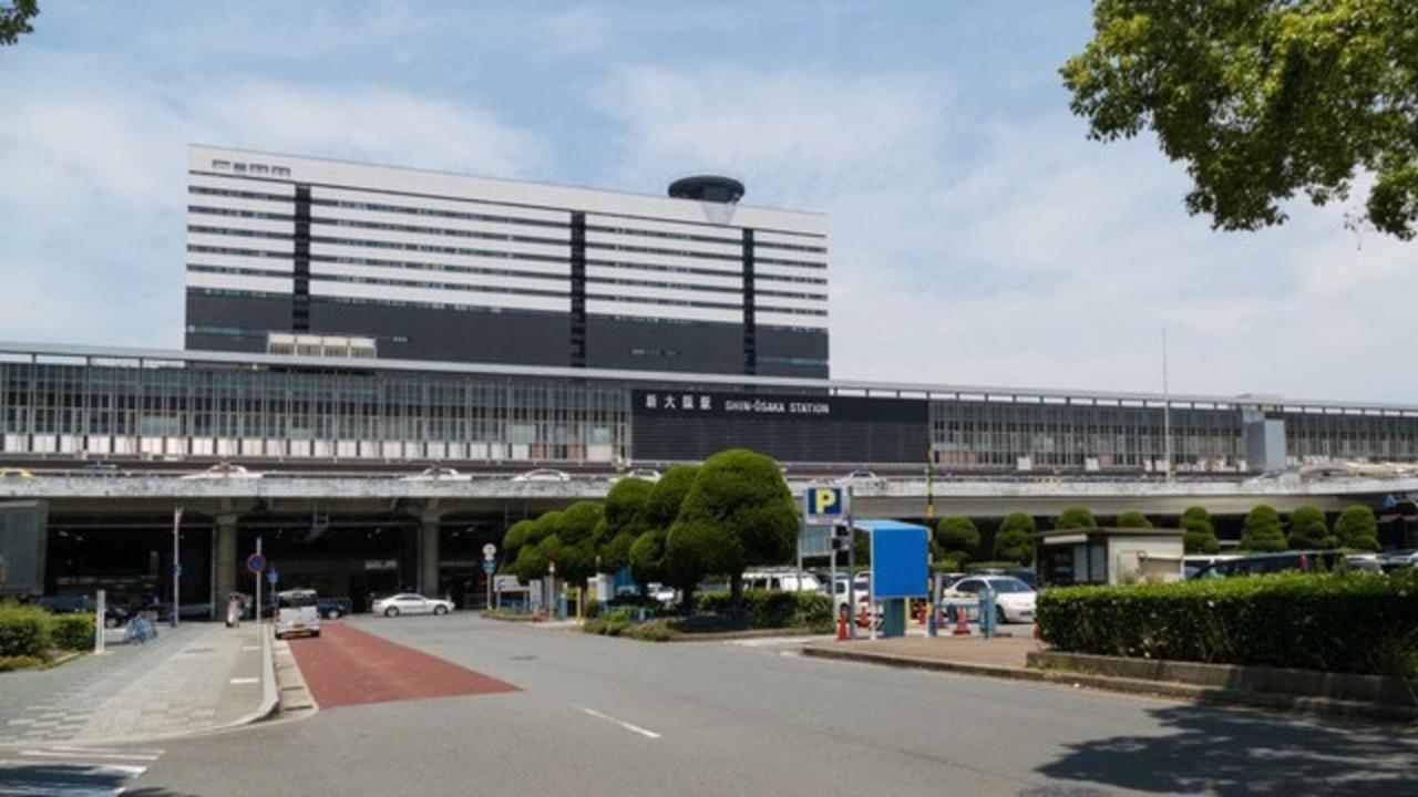 Via Inn Shin Osaka West Eksteriør billede