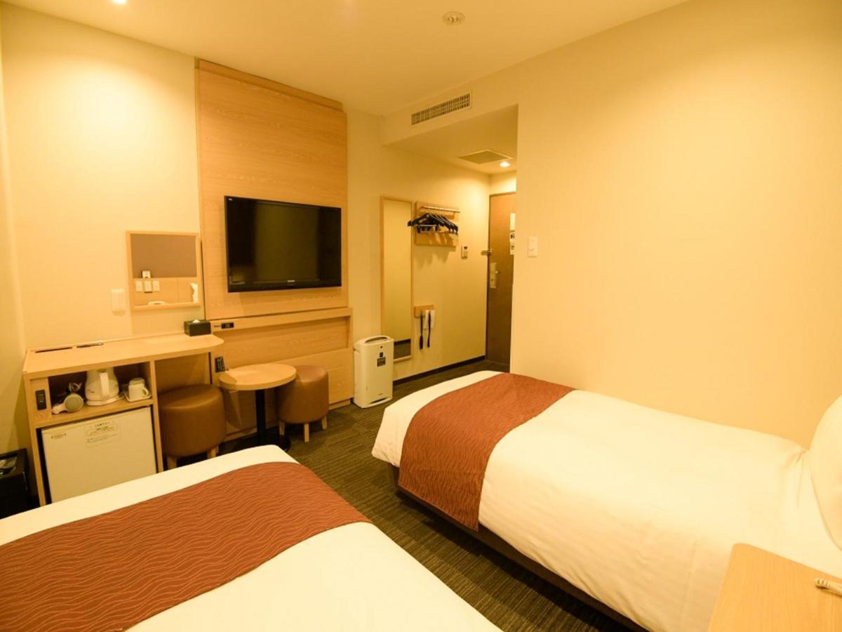 Via Inn Shin Osaka West Eksteriør billede