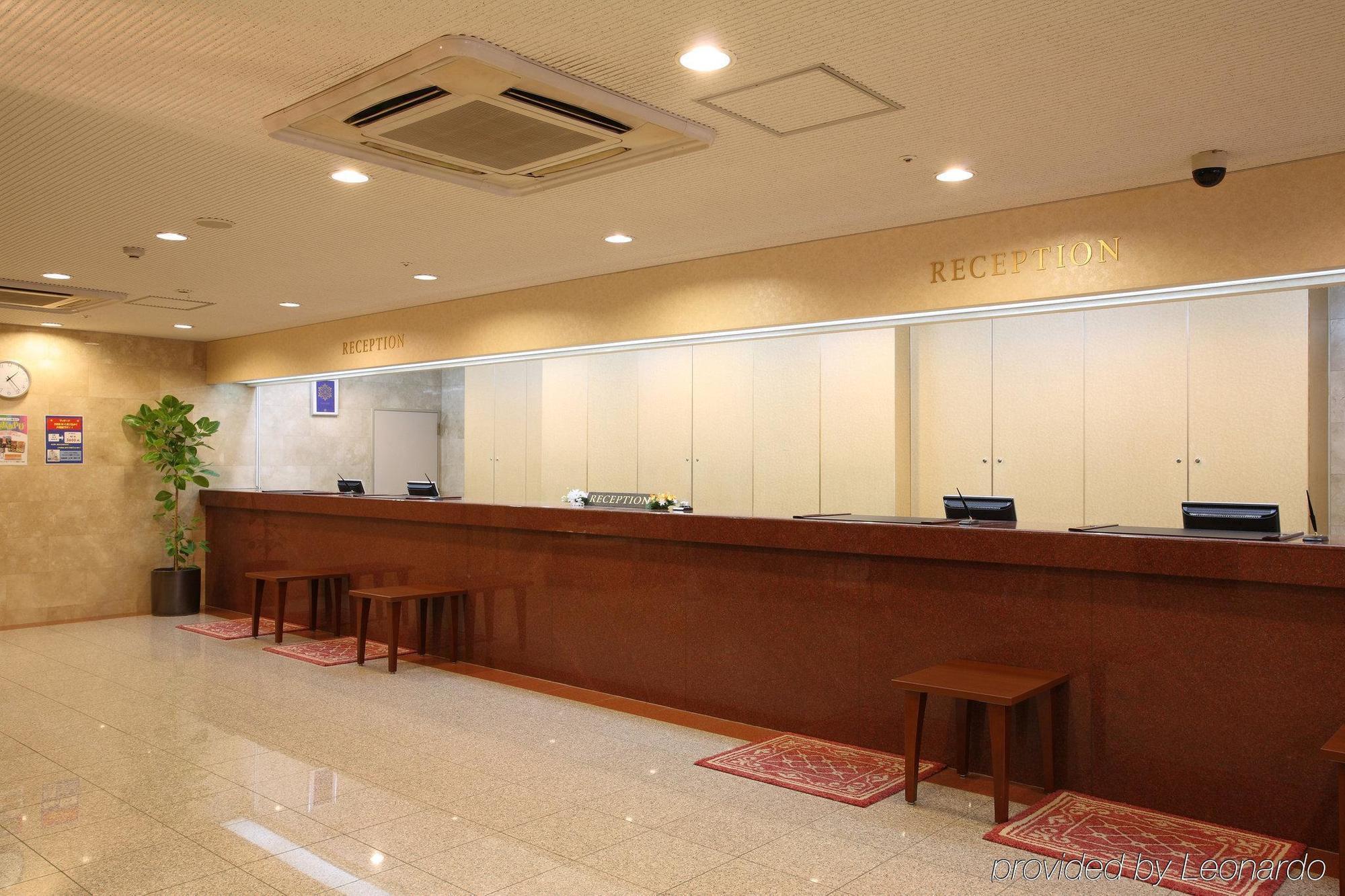 Via Inn Shin Osaka West Eksteriør billede