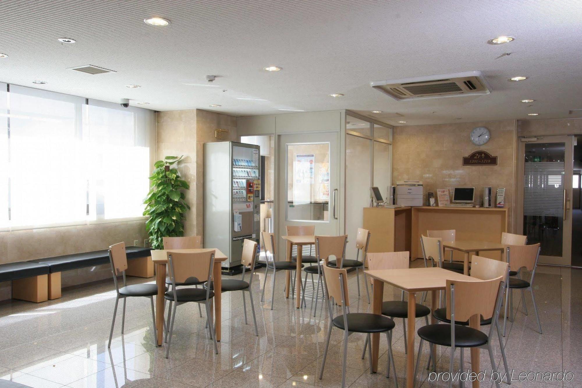 Via Inn Shin Osaka West Eksteriør billede