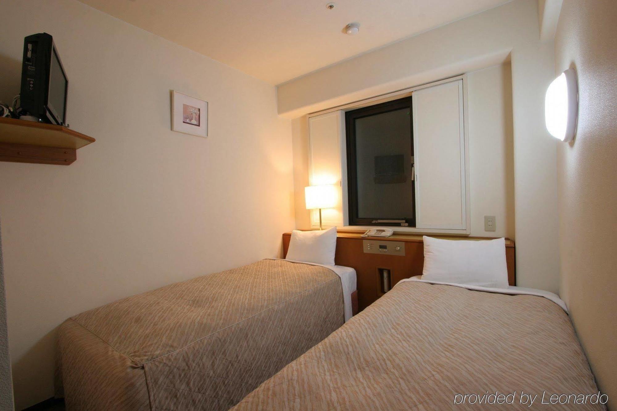 Via Inn Shin Osaka West Eksteriør billede